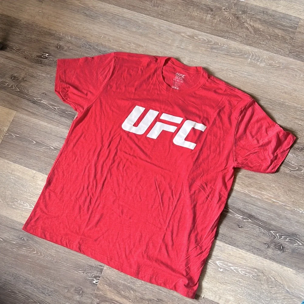 UFC size 2XL official T-Shirt New No tags - Picture 1 of 5
